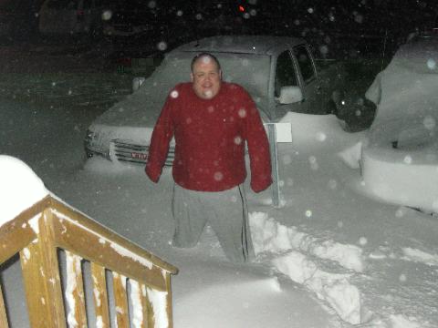 someguyinsnow.jpg